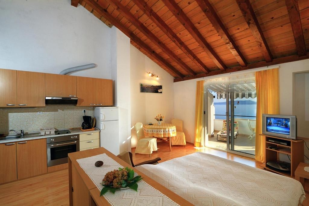 Studio Apartment In Pisak With Seaview, Terrace, Air Condition, Wifi Buitenkant foto